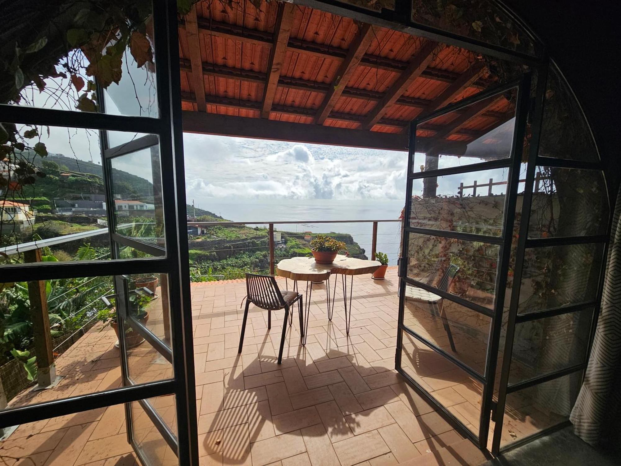 Les Terrasses Suites Calheta  Exteriör bild