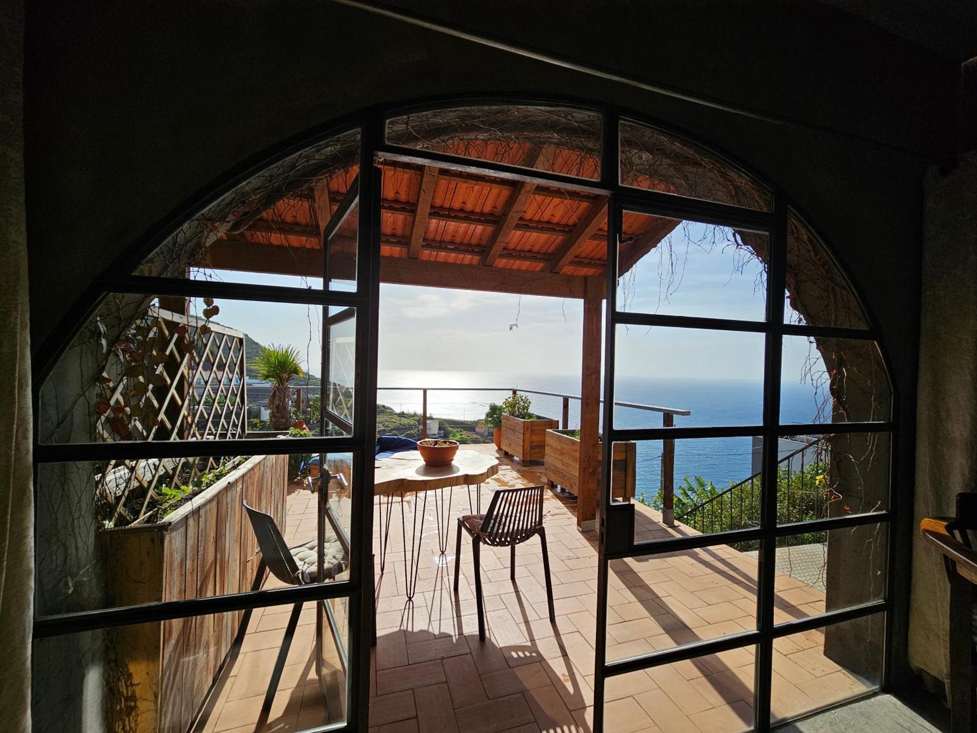 Les Terrasses Suites Calheta  Exteriör bild